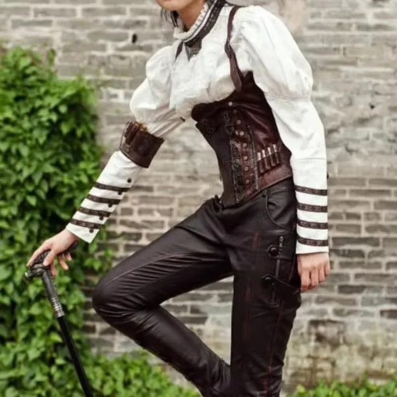 Bild 2 — Steampunk Flask Armlet