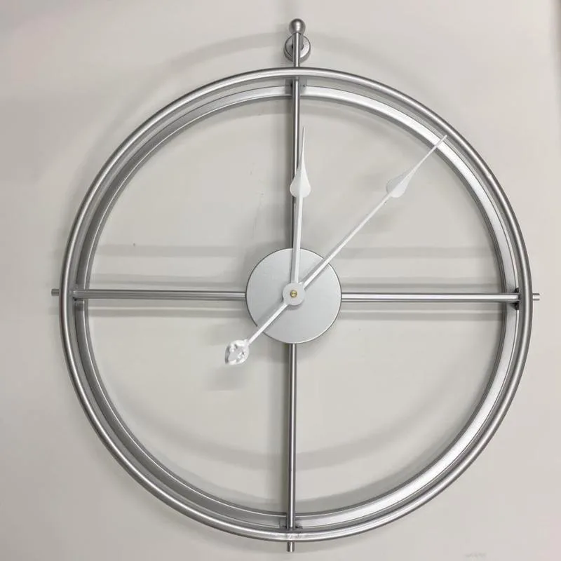 Bild 4 — Minimalistisk Steampunk väggklocka