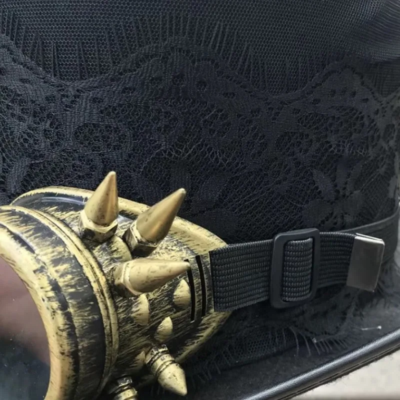 Bild 3 — Steampunk hatt i spets