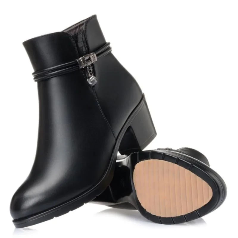 Bild 5 — Svarta PU ankelboots med 5 cm klack